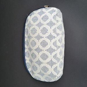 Half Moon Pouch in Full Circle Weave
